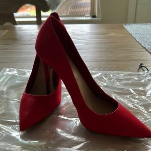 True red heels, by Aldo